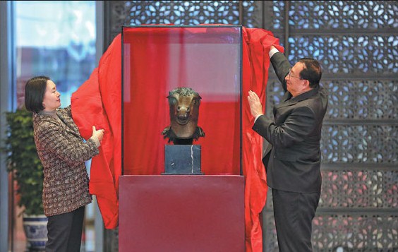 Chinese Zodiac Statue Heads Home